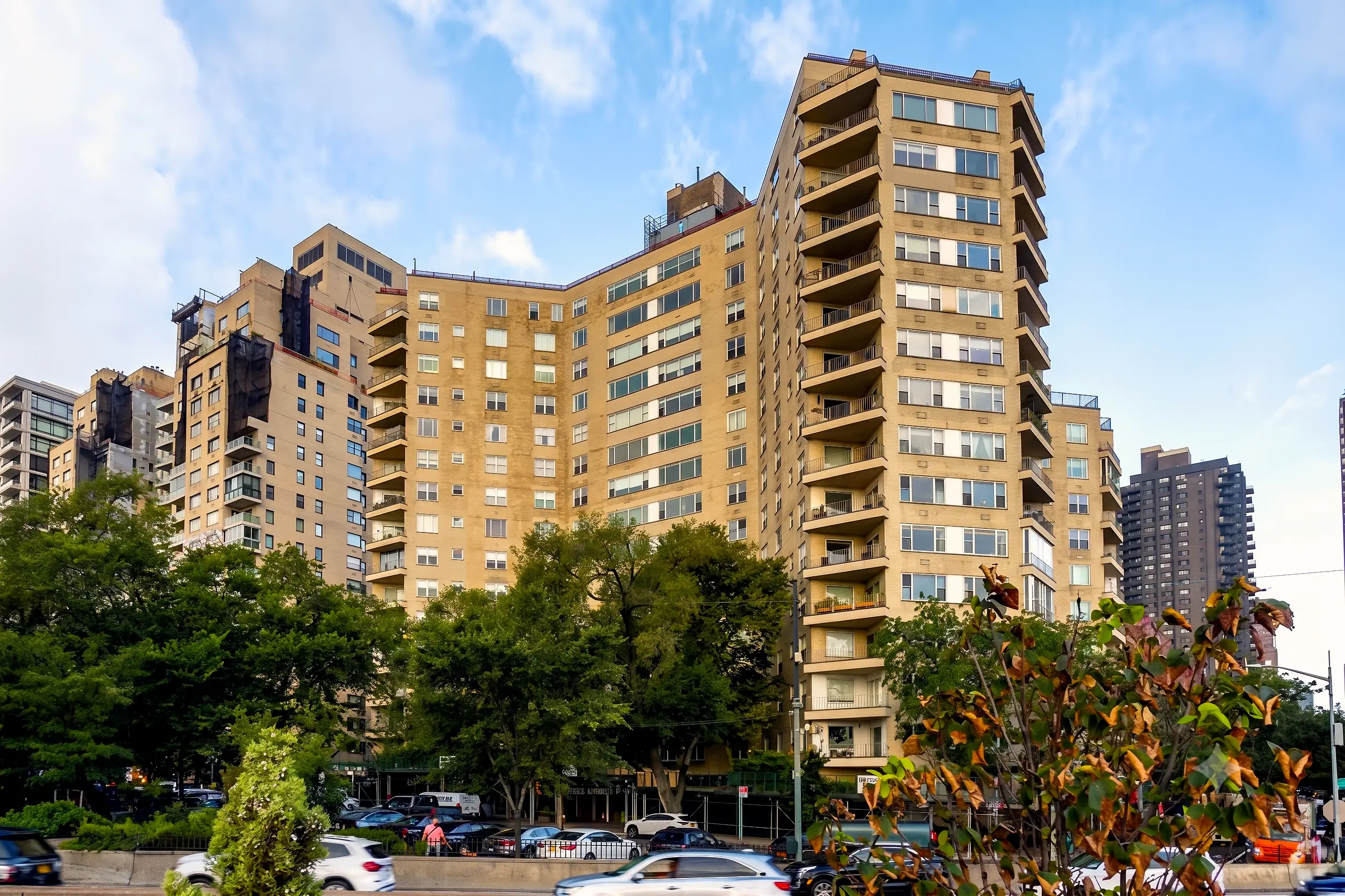 200 East End Avenue